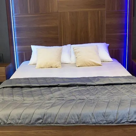 Jacuzzi Sauna Selfcheckin Mystic Apartman