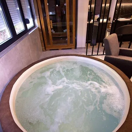Jacuzzi Sauna Selfcheckin Mystic
